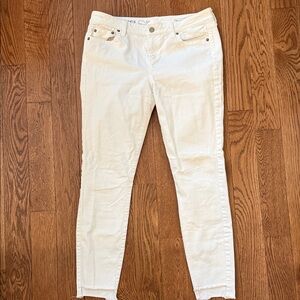 Vineyard Vines Women's White Step Hem Skinny Jeans